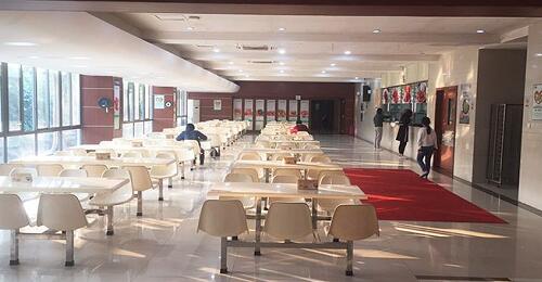 醫(yī)院食堂為什么干不過(guò)快餐？因?yàn)楣芾砗诵呐c服務(wù)